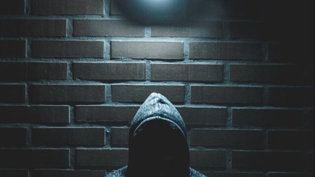 Kind bij de Mocro Maffia: 'Het enige wat helpt is emigreren’