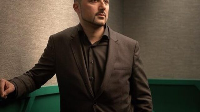 Özcan Akyol gaat de stand van de voetbaljournalistiek onderzoeken