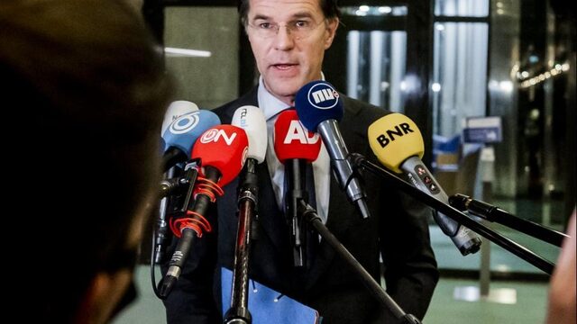 Rutte staat 'onder curatele'. Hoe moet het nu verder?