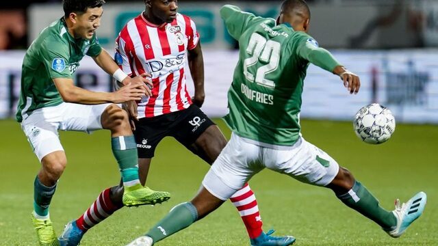 PSV verspeelt punten bij Sparta, AZ eenvoudig langs Twente