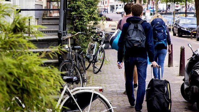 'Gebruik van Airbnb in Amsterdam voor het eerst omlaag'