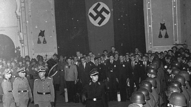 Duitsland verbreekt stilte over uitkeren 'Hitler pensioen'
