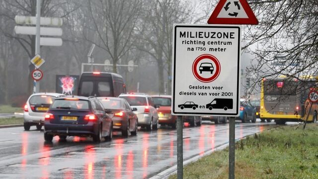 Stand.nl: Het Amsterdamse autoplan gaat veel te ver