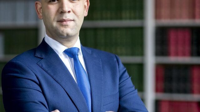 VVD-Kamerlid El Yassini haalt uit naar Baudet: 'Walgelijk'