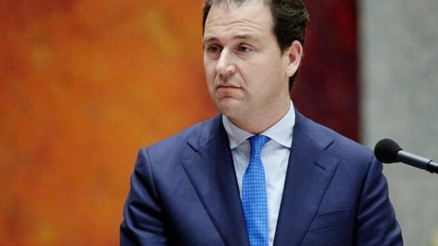 Asscher over honderdduizenden werkende armen: ‘Er is veel schaamte’