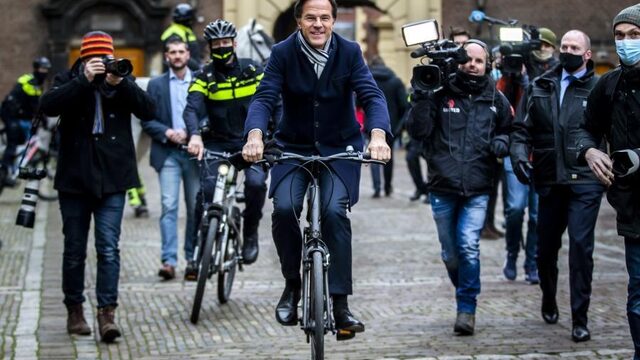 Waarom wil VVD-lijsttrekker Mark Rutte dat wij hem fietsend zien? | NPO  Radio 1