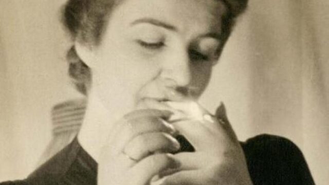 Op zoek naar de fascinerende geschiedenis van Oliebollen-Nel