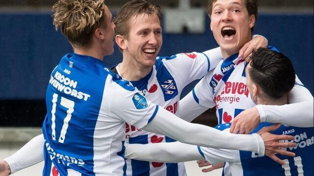Vlap en Lammers schieten Heerenveen langs Willem II