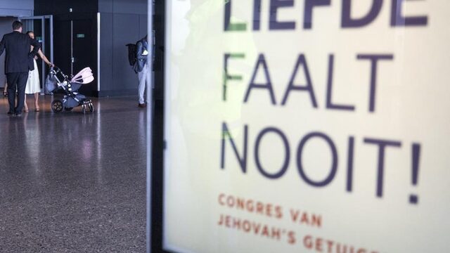Sander Huls maakte zich los van de Jehovah's Getuigen en deelt zijn ervaringen online