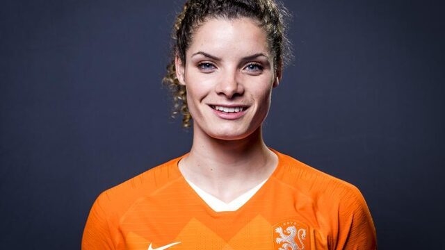 Dit luistert Oranje op jacht naar de titel: de playlist van Dominique Bloodworth