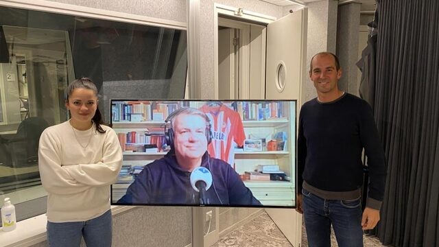 Sportforum: 'Laten we Overmars even op een voetstuk plaatsen'