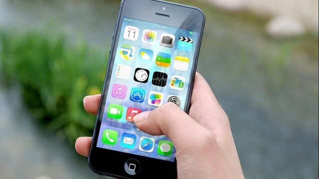 Strijd tussen Facebook en Apple door nieuwe IOS-update