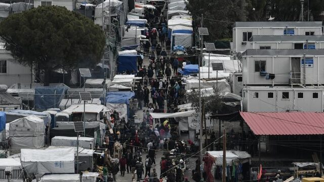 'Als ratten in de val': de situatie na de corona-uitbraak in vluchtelingenkamp Moria