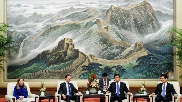Kunnen de machten VS en Europa en China naast elkaar bestaan?