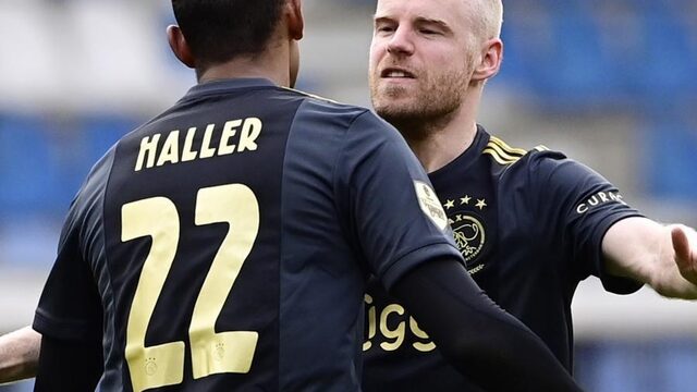Ajax komt goed weg in Heerenveen