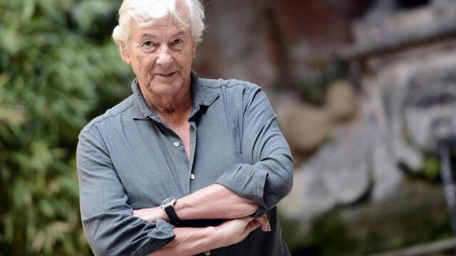 De nieuwe Paul Verhoeven over de pestuitbraak is 'toevallig heel profetisch'