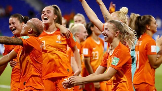 Zo hielpen de Olympische waterpolosters bij het succes van de voetbalvrouwen