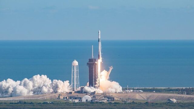Podcast De Dag: de ruimtedroom van Elon Musk en Jeff Bezos