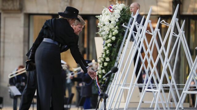 Koning in toespraak op lege Dam: 'Oorlog zit 75 jaar later nog steeds in ons'