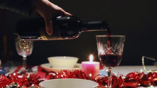 Stand.nl: 'We moeten accepteren dat de feestdagen ingetogen zullen zijn'