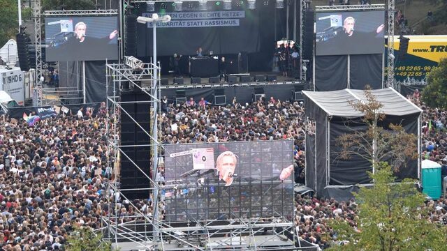 Tienduizenden Duitsers bij concert tegen rechtsradicalen