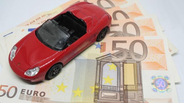 Verzekeraar wil klant duizenden euro's extra premie laten betalen