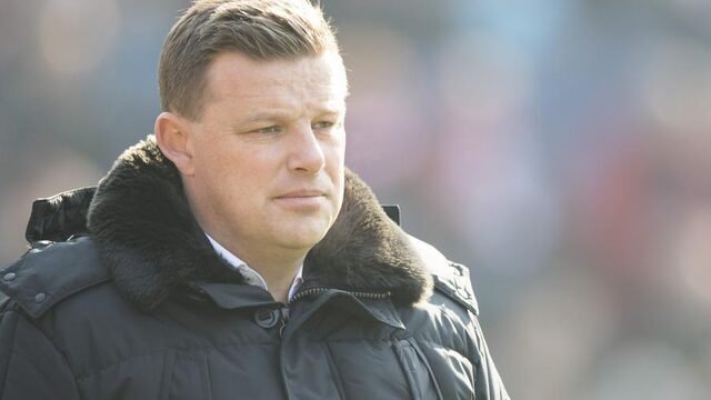 In de eerste divisie wil niemand favoriet zijn