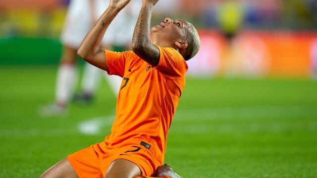 Oranjevrouwen zetten eerste stap tegen Denemarken