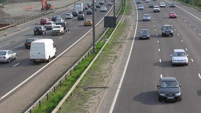 stand.nl: Er moet één keer per maand een autoloze zondag komen