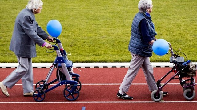 'Kunnen senioren straks ook weer sporten?' Vragen en antwoorden uit het coronaspreekuur
