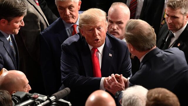 Trump prijst 'grote Amerikaanse comeback' in State of the Union