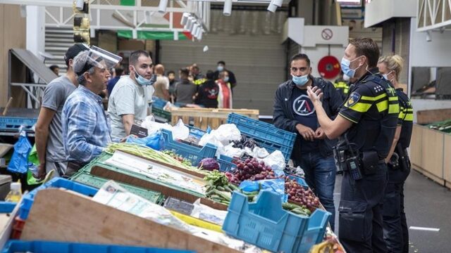 Burgemeester Beverwijk over heropening Bazaar: 'Mondkapjes geen wondermiddel'