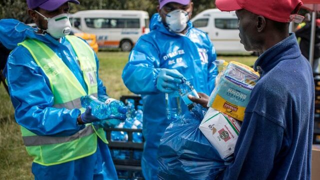 Heeft Zuid-Afrika tijdens corona lessen getrokken uit de aidsepidemie?