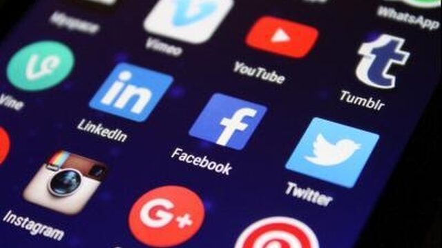 'Facebook gaf telefoonmakers toegang tot persoonsgegevens'