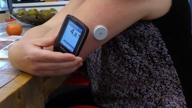 Een glucosesensor in plaats van dagelijks in je vinger prikken: 'Mijn leven is verbeterd'