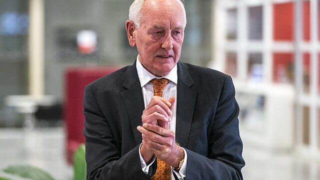 Stevige kritiek commissie-Remkes op stikstofbeleid: plannen onvoldoende