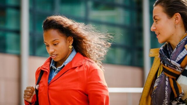 Harde conclusie over adoptie van commissie Joustra: 'Stop voorlopig met adoptie'