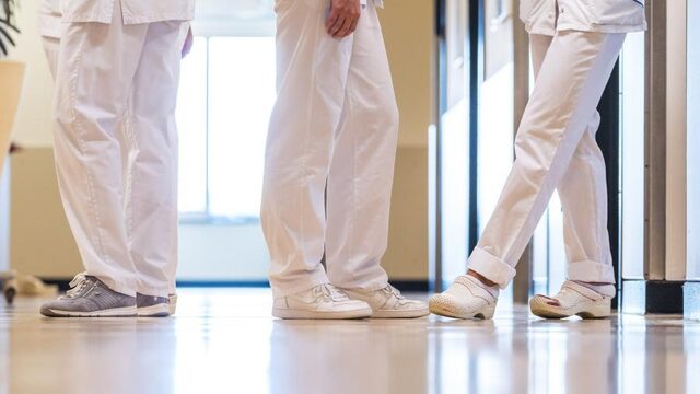 Hoeveel managers werken er in de zorg?