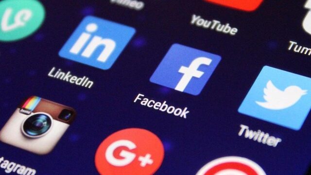 'Juist op sociale media moeten politici authentiek zijn'