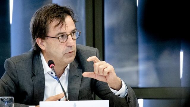 Diederik Gommers: 'Vaccinatieplan liet te lang op zich wachten, er moet meer tempo in'