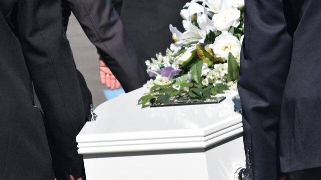 Necrofilie is een seksuele stoornis: moet het strafbaar worden gesteld?