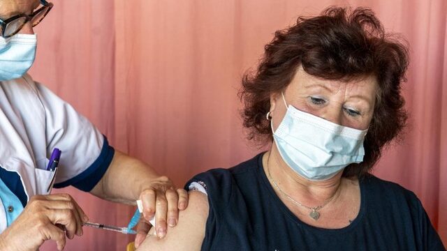 Is corona écht voorbij als we allemaal zijn gevaccineerd?
