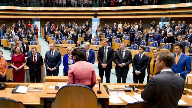 Stand.nl: 'De werkdruk voor Tweede Kamerleden is te hoog'