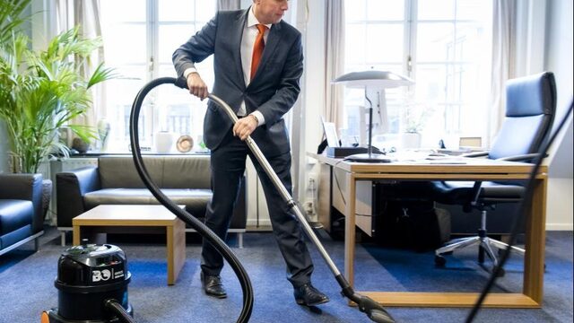 Stand.nl: Mannen moeten meer doen in het huishouden