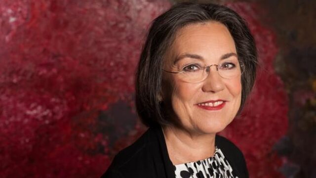 Gerdi Verbeet: leraar moet zich netter kleden en niet tutoyeren