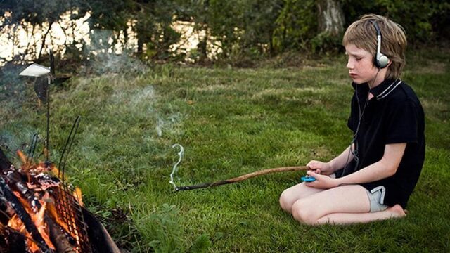 De blik tussen fotograaf Koos Breukel en zijn zoon Casper