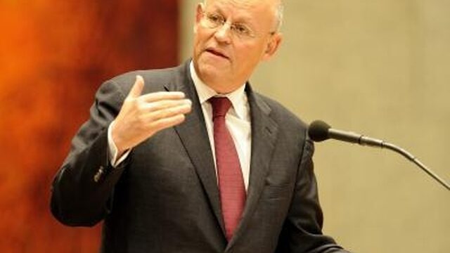 Rosenthal: ‘Onmogelijk’ dat hij als minister van seksschandaal Oxfam hoorde