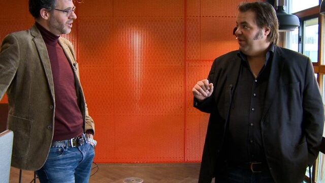 Bureau Sport: 'Chagrijnige Van Gerwen begint op Barney te lijken'