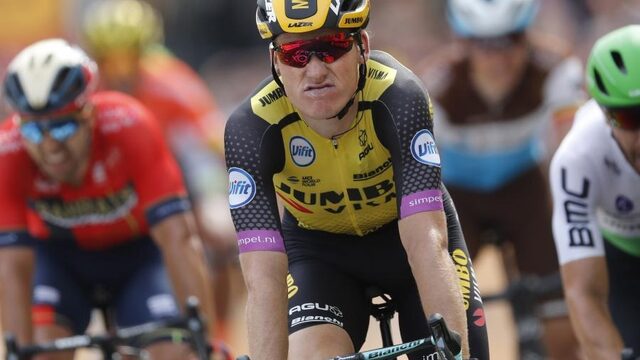 Teunissen wint de eerste etappe en de gele trui