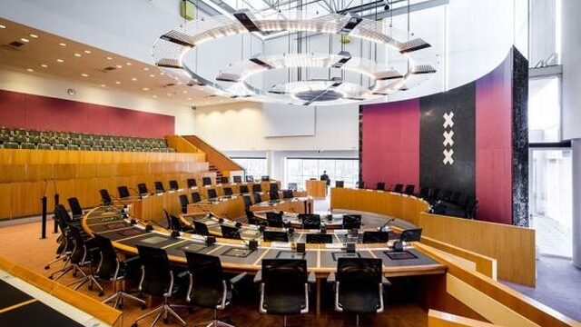 Raadsleden Amsterdam gunnen elkaar het licht in de ogen niet